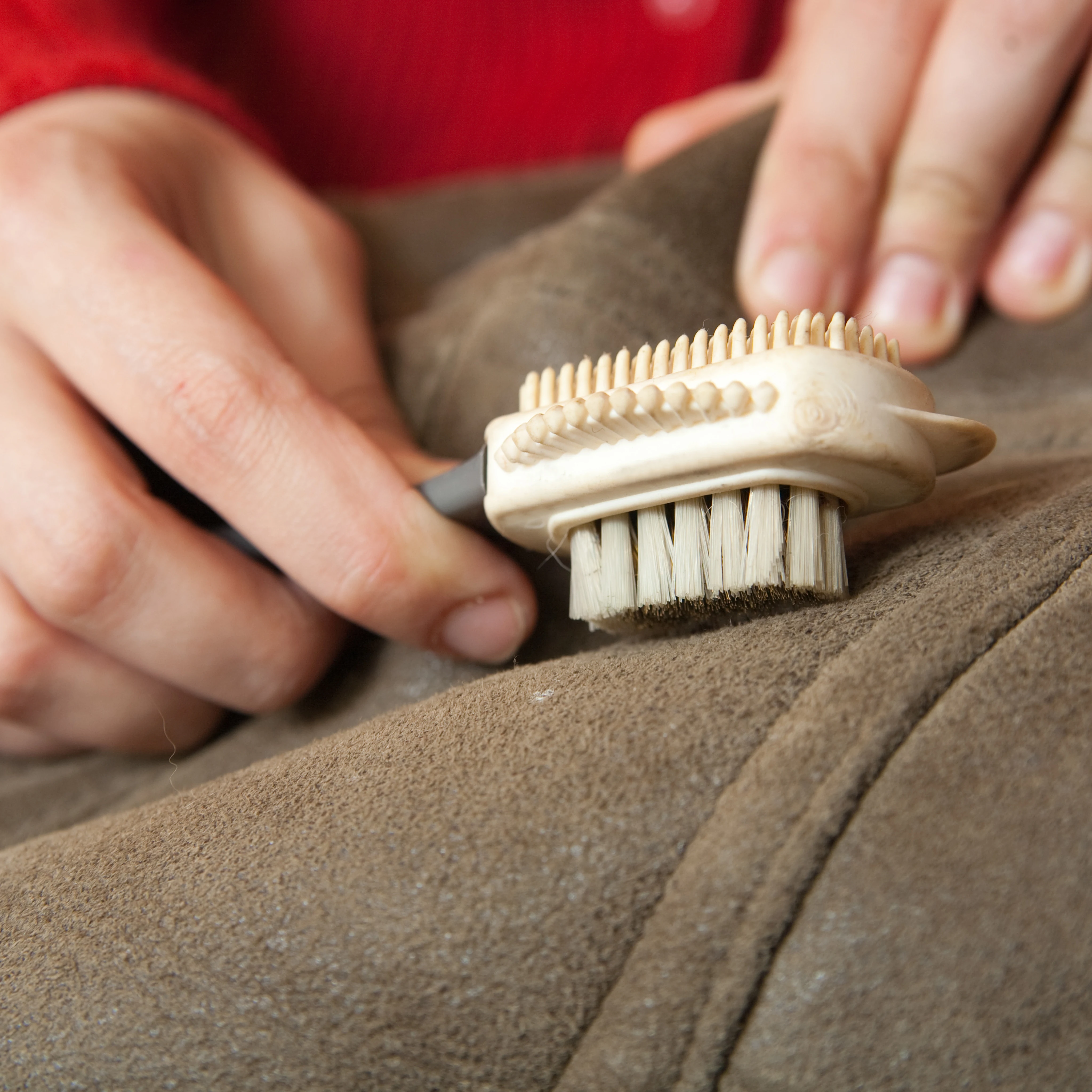 Leather Dust Cleaning